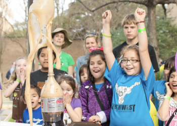 텍사스 대학교(UT Austin), ‘텍사스 과학 페스티벌’ 개최… “STEAM 학습과 과학 열정 고취”